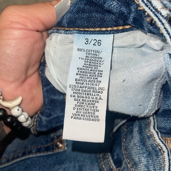 RE generation Celebrity Pink Jeans - Picture 3 of 5